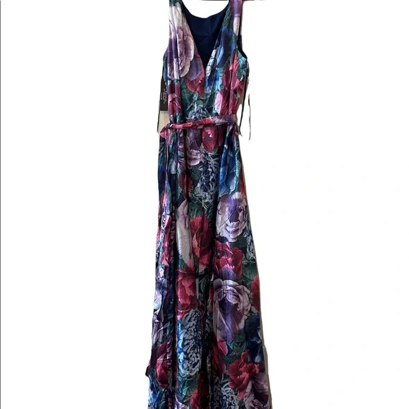 Tahari Arthur S. Levine Sage-Fuchsia-Floral Maxi Dress Size 16 NWT - Picture 3 of 4